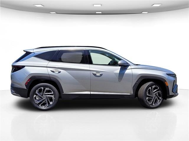 new 2025 Hyundai TUCSON Hybrid car, priced at $42,295