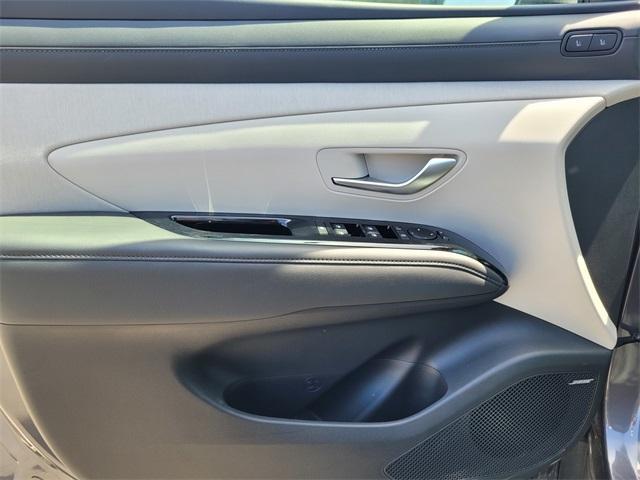 new 2025 Hyundai TUCSON Hybrid car, priced at $40,900