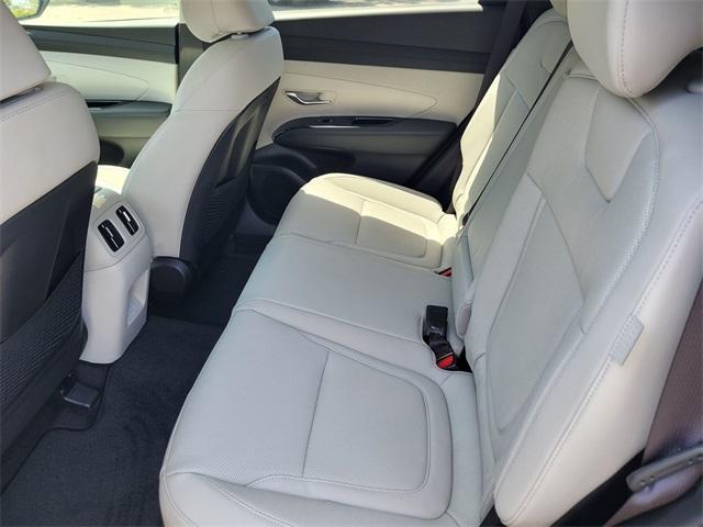 new 2025 Hyundai TUCSON Hybrid car, priced at $40,900