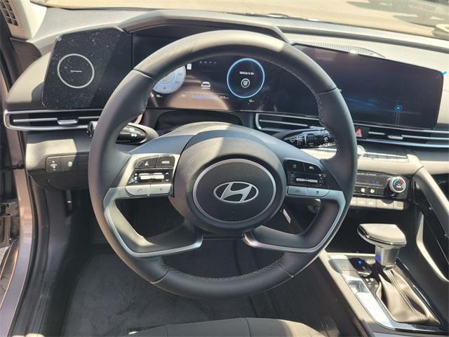new 2025 Hyundai Elantra car, priced at $25,980
