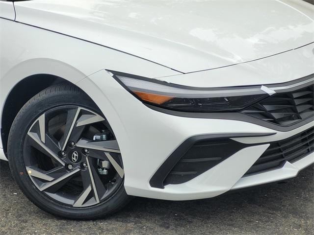 new 2025 Hyundai ELANTRA HEV car, priced at $28,455
