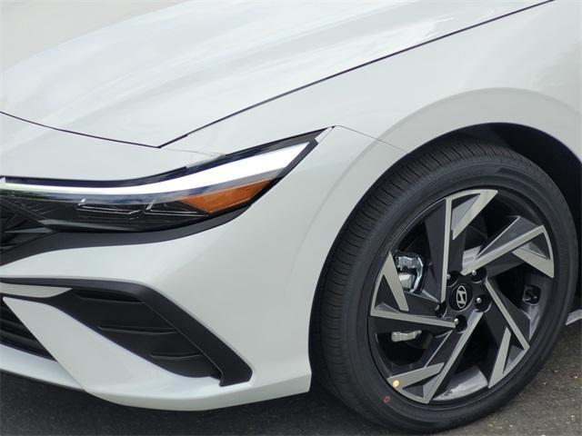 new 2025 Hyundai ELANTRA HEV car, priced at $28,435