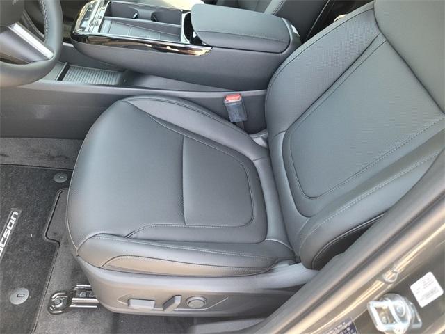 new 2025 Hyundai TUCSON Hybrid car, priced at $37,469