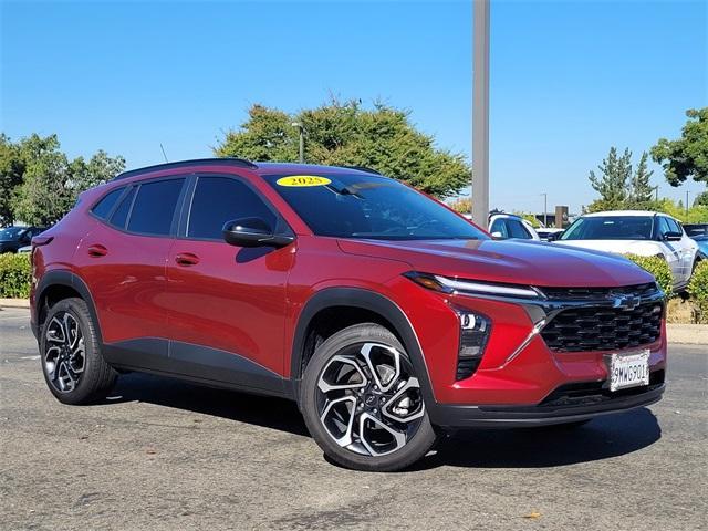 used 2025 Chevrolet Trax car, priced at $22,346