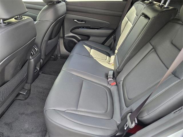 new 2025 Hyundai TUCSON Hybrid car, priced at $43,085