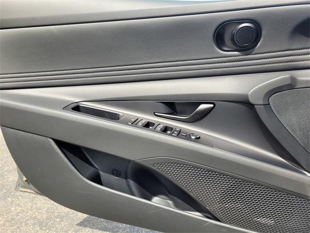 new 2025 Hyundai ELANTRA HEV car, priced at $28,465