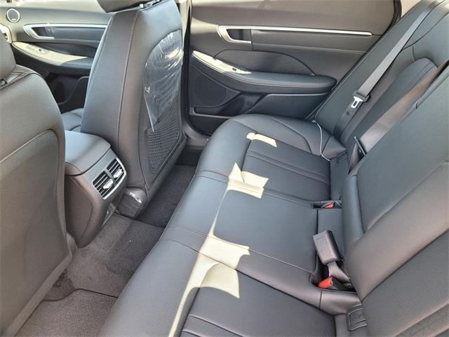 new 2025 Hyundai Sonata Hybrid car, priced at $38,950