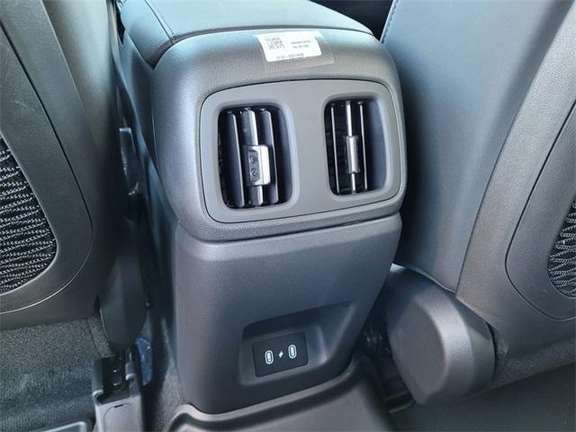 new 2025 Hyundai TUCSON Hybrid car, priced at $37,035