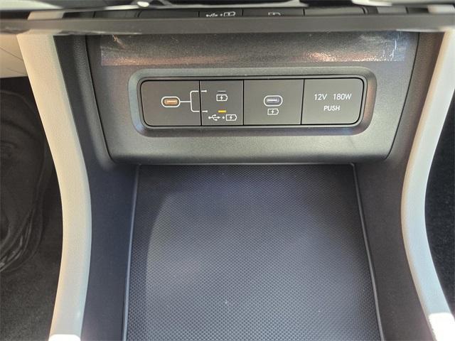new 2025 Hyundai TUCSON Hybrid car, priced at $42,585