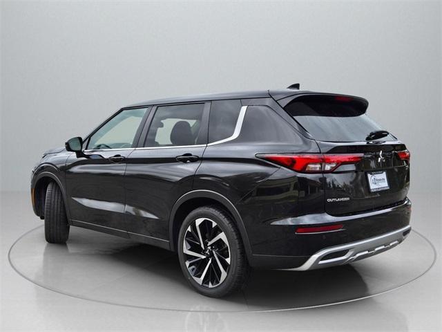 used 2022 Mitsubishi Outlander car, priced at $20,296
