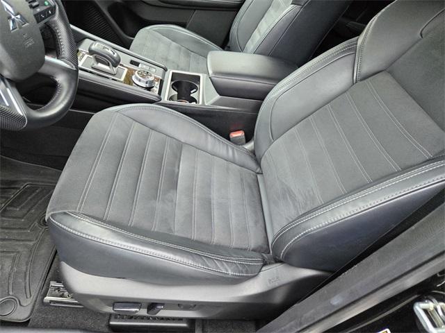 used 2022 Mitsubishi Outlander car, priced at $20,296