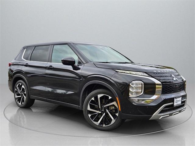 used 2022 Mitsubishi Outlander car, priced at $20,296