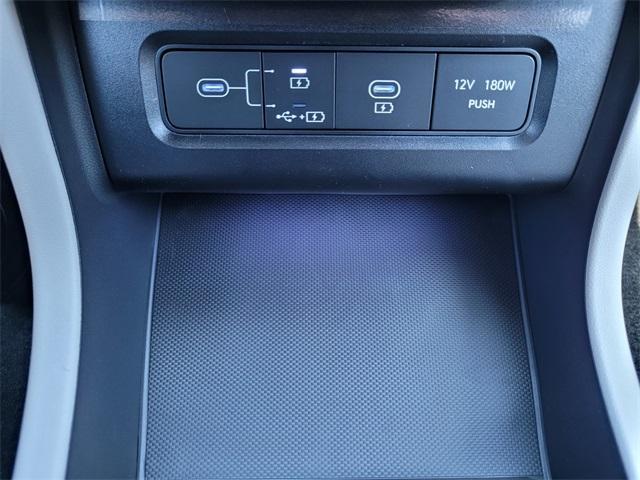 new 2025 Hyundai TUCSON Hybrid car, priced at $38,655