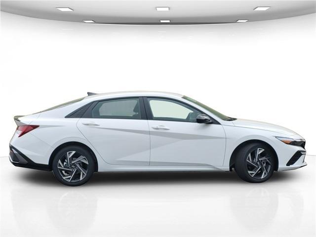 new 2025 Hyundai ELANTRA HEV car, priced at $28,700