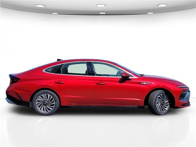 new 2025 Hyundai Sonata Hybrid car, priced at $38,455
