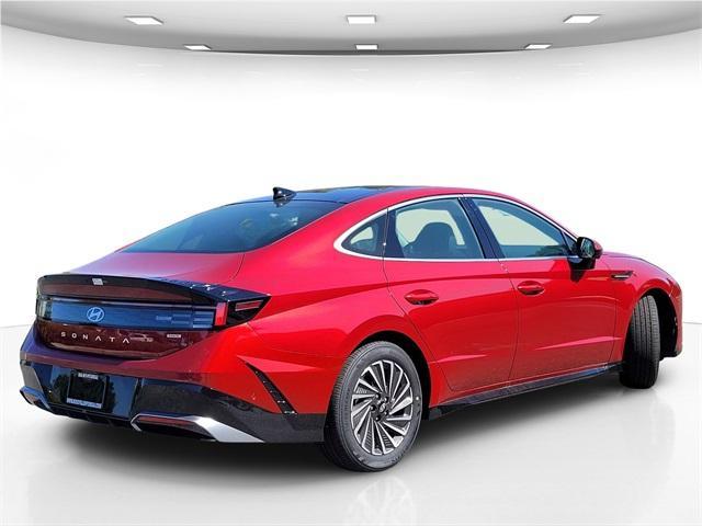 new 2025 Hyundai Sonata Hybrid car, priced at $38,455