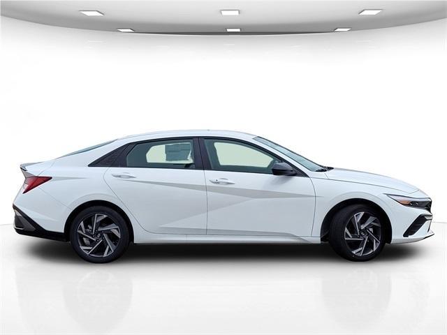 new 2025 Hyundai ELANTRA HEV car, priced at $28,645