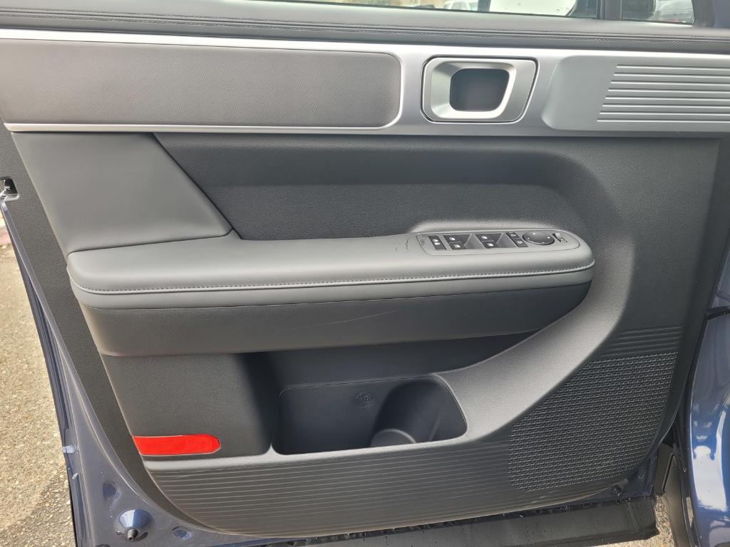 new 2025 Hyundai Santa Fe car, priced at $41,075