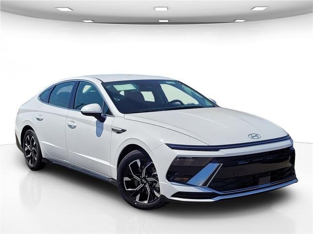 new 2025 Hyundai Sonata car, priced at $29,200