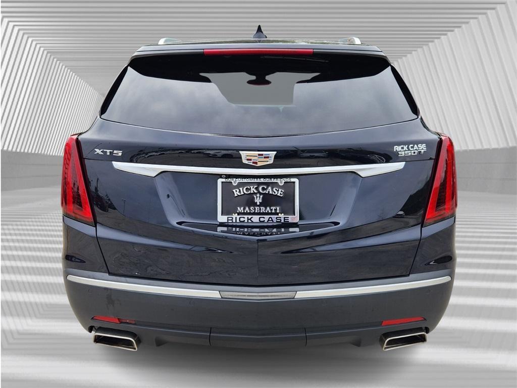 used 2021 Cadillac XT5 car, priced at $23,889