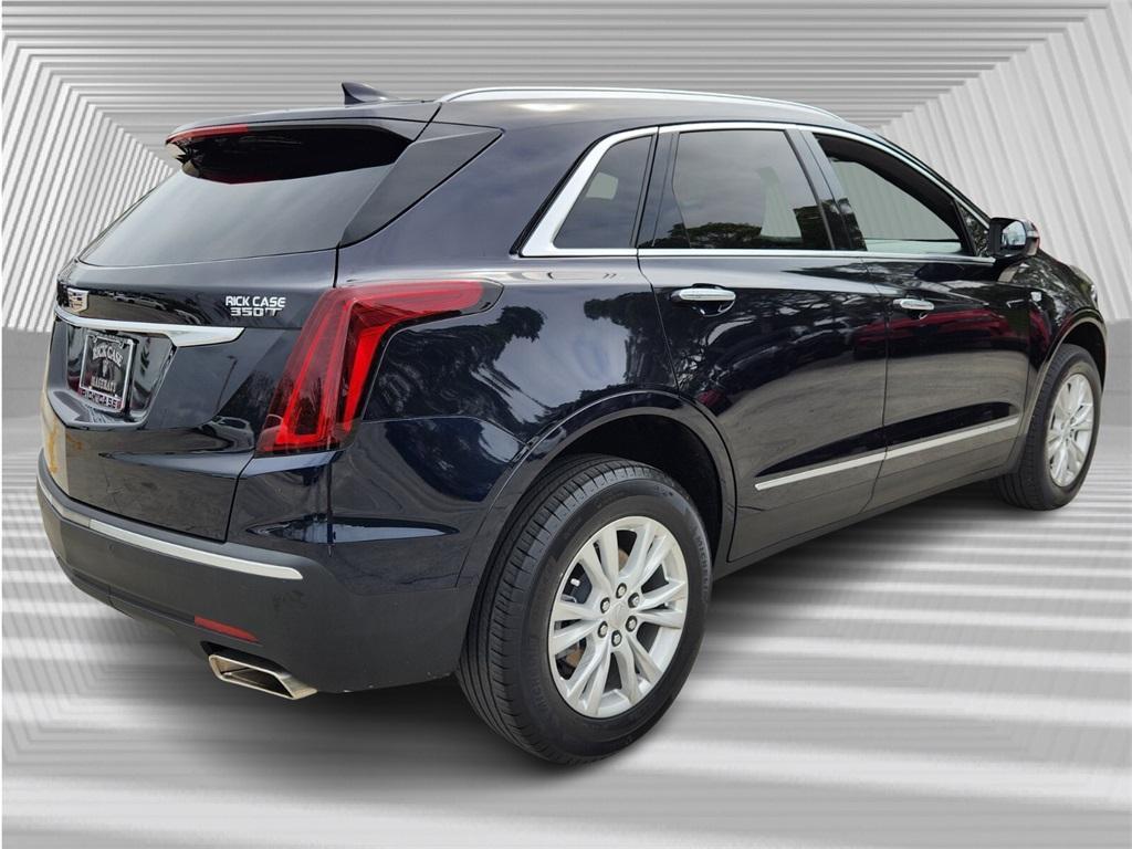 used 2021 Cadillac XT5 car, priced at $23,889