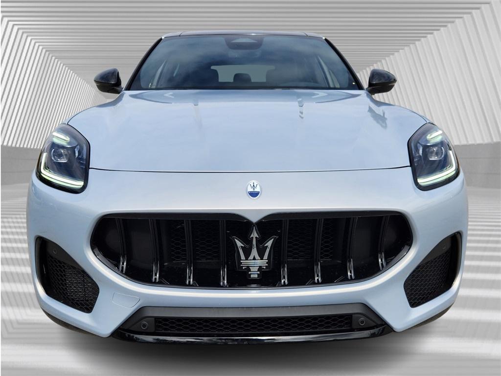 new 2025 Maserati Grecale car, priced at $79,825