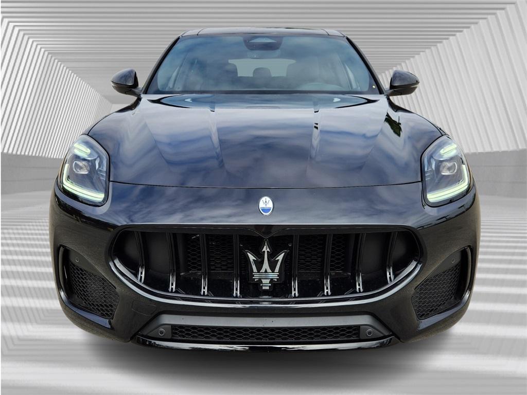 new 2025 Maserati Grecale car, priced at $79,825