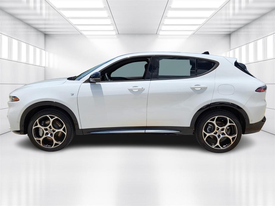 new 2024 Alfa Romeo Tonale car, priced at $53,640