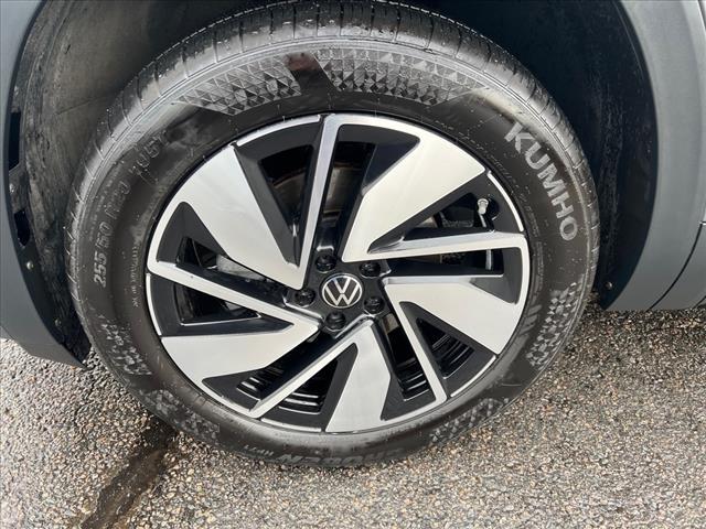 used 2024 Volkswagen Atlas car, priced at $41,921