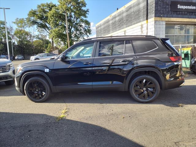 new 2024 Volkswagen Atlas car, priced at $47,574