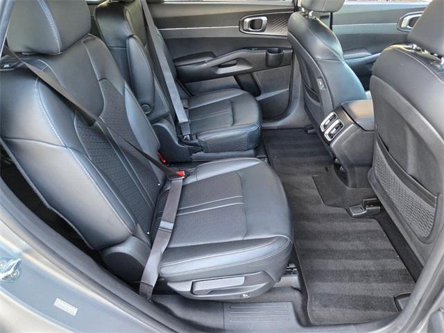 used 2022 Kia Sorento Hybrid car, priced at $22,950