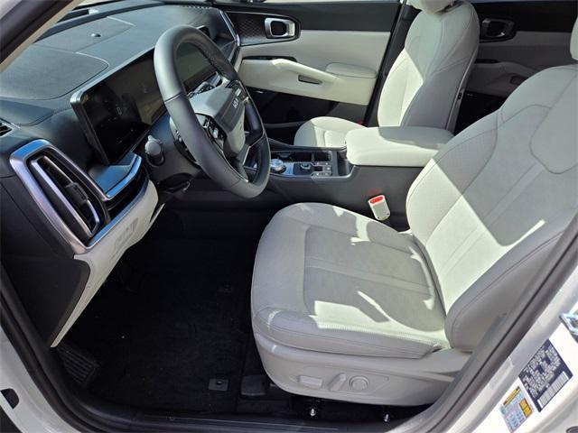 new 2026 Kia Sorento Hybrid car, priced at $43,275