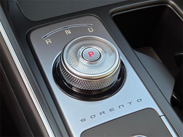 new 2026 Kia Sorento Hybrid car, priced at $43,275