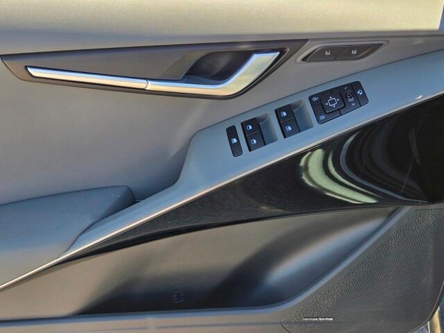 new 2025 Kia Niro car