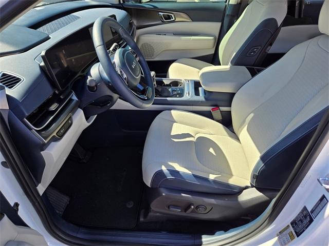 used 2025 Kia Carnival car, priced at $45,866