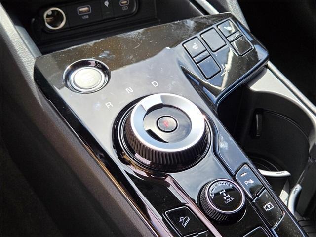 new 2025 Kia Sportage Hybrid car, priced at $34,555