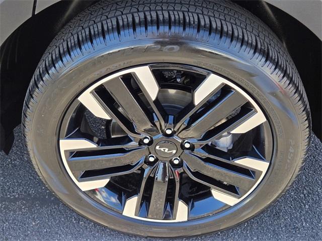 used 2025 Kia Telluride car, priced at $48,485