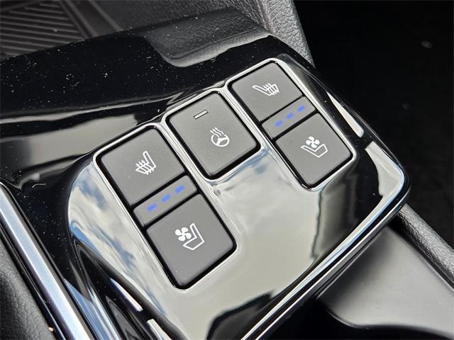 new 2025 Kia Sportage car, priced at $36,560