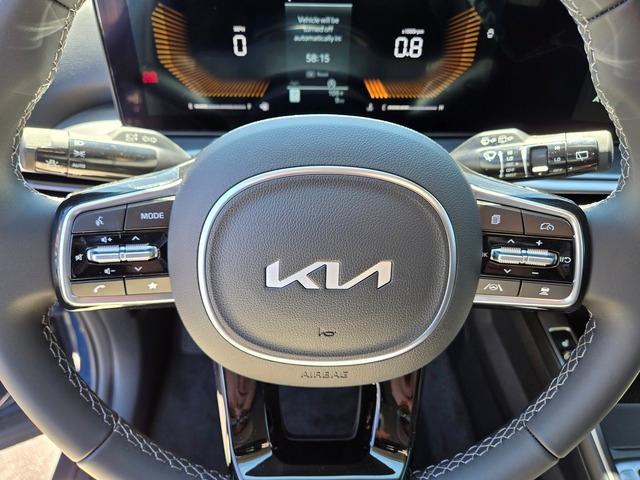 new 2025 Kia Sorento car, priced at $37,605