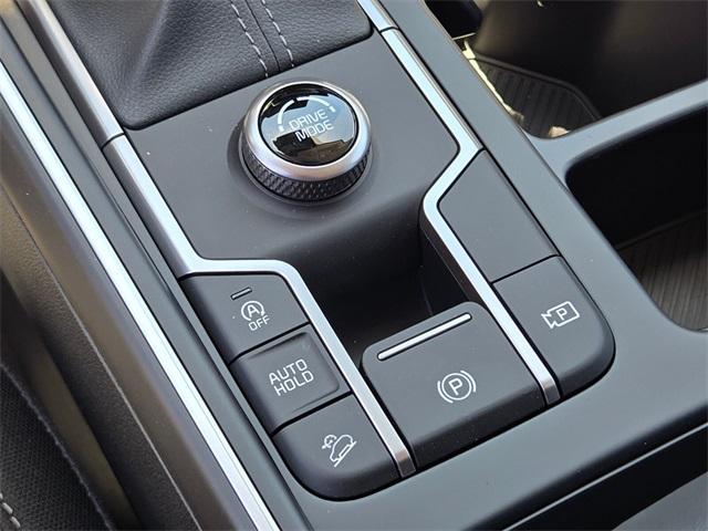 new 2025 Kia Sorento car, priced at $33,115