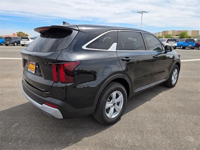 new 2025 Kia Sorento car, priced at $33,630