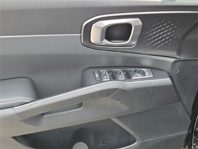 new 2025 Kia Sorento car, priced at $33,630