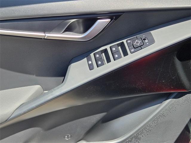 new 2025 Kia Niro car, priced at $29,055