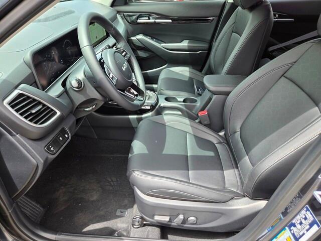 new 2025 Kia Seltos car, priced at $27,775