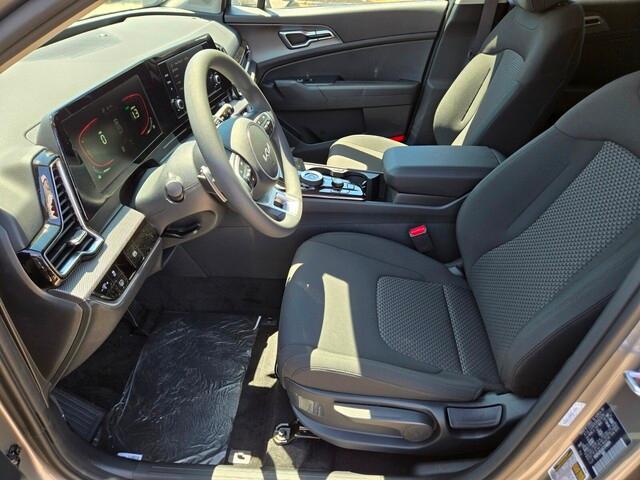 new 2025 Kia Sportage Hybrid car, priced at $30,585