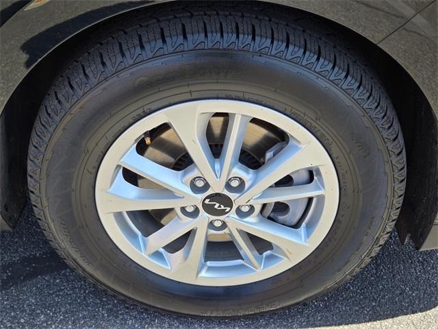 used 2022 Kia Carnival car, priced at $27,588