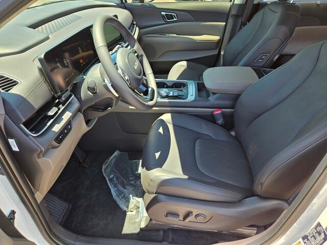 new 2026 Kia Carnival Hybrid car, priced at $45,520