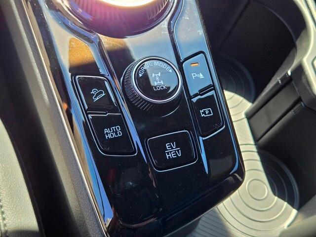 new 2024 Kia Sportage Plug-In Hybrid car, priced at $39,558