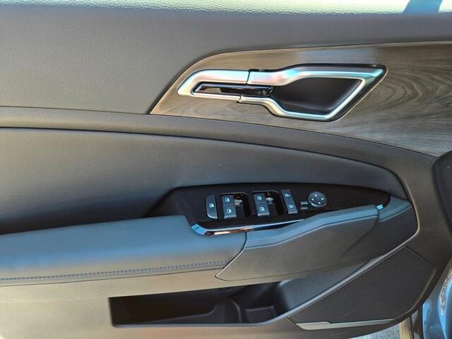 new 2024 Kia Sportage Plug-In Hybrid car, priced at $39,558
