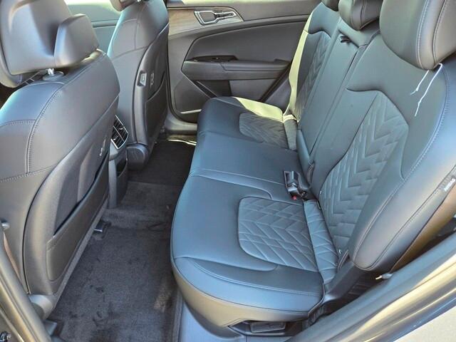 new 2024 Kia Sportage Plug-In Hybrid car, priced at $39,558